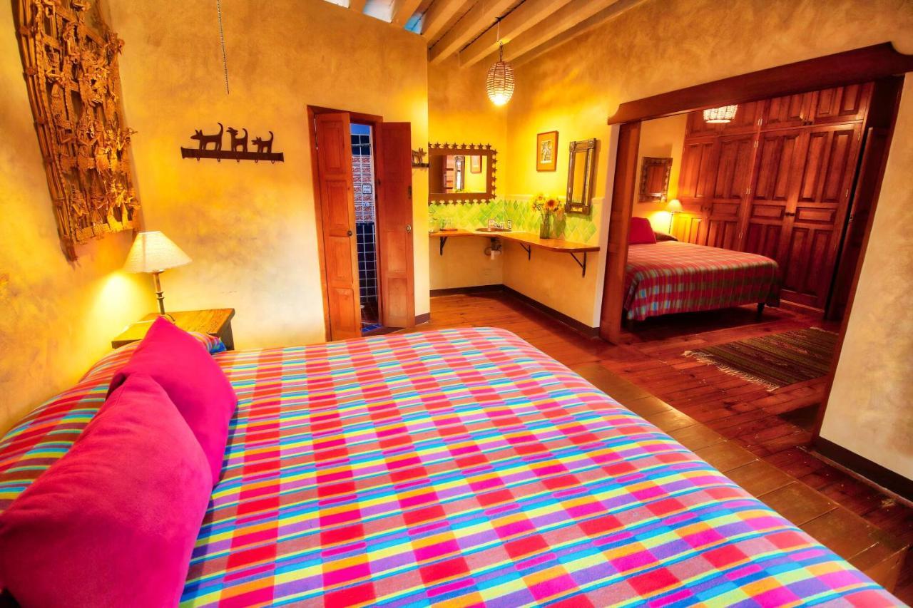 Hotel Casa Encantada ปาทซ์คูเอโร ภายนอก รูปภาพ
