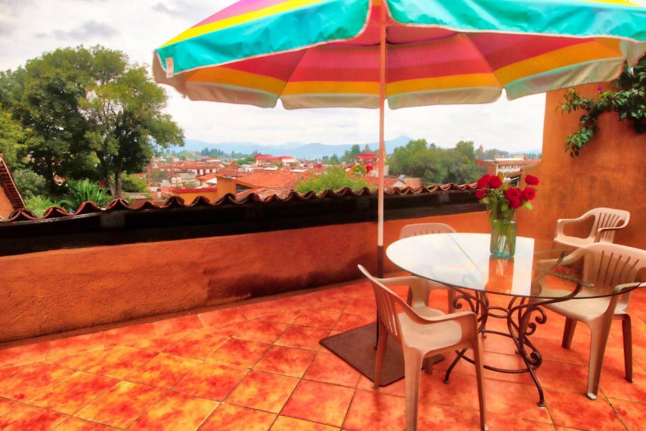 Hotel Casa Encantada ปาทซ์คูเอโร ภายนอก รูปภาพ