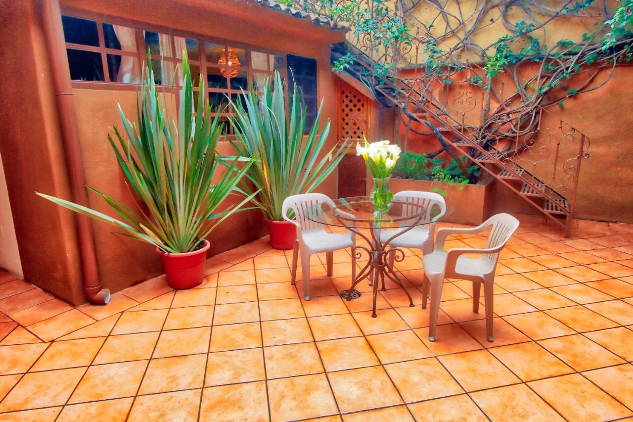 Hotel Casa Encantada ปาทซ์คูเอโร ภายนอก รูปภาพ