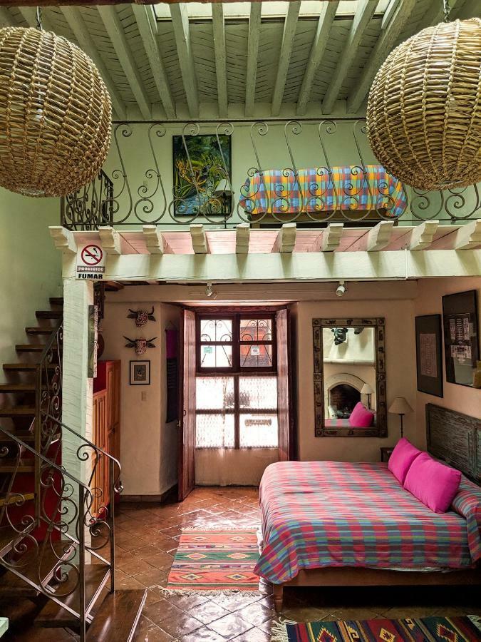 Hotel Casa Encantada ปาทซ์คูเอโร ภายนอก รูปภาพ